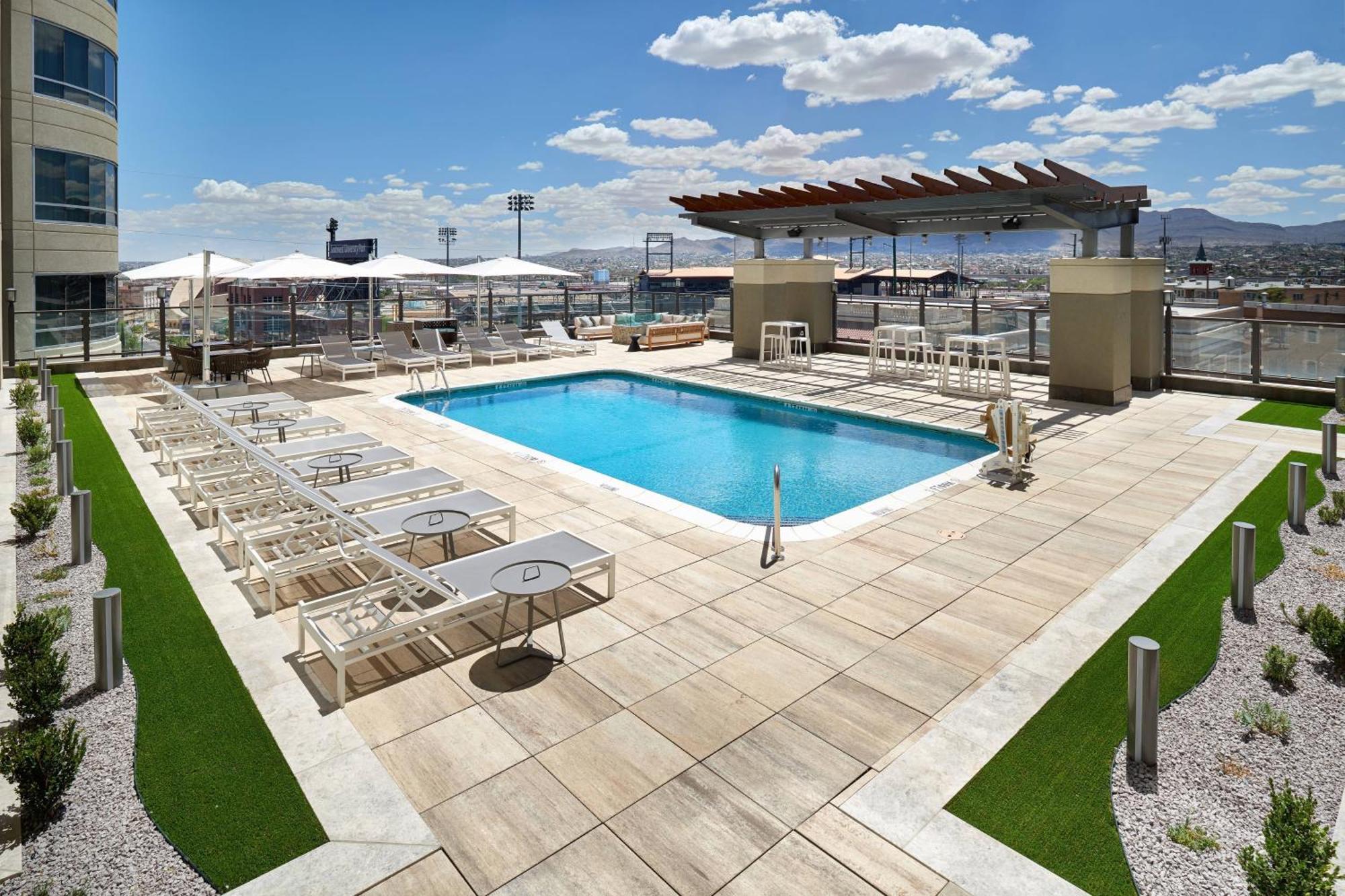 Courtyard By Marriott El Paso Downtown/Convention Center Hotel Exterior photo